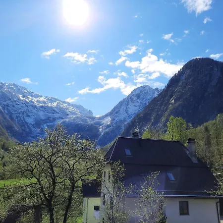 Pretner, Lepena Soča